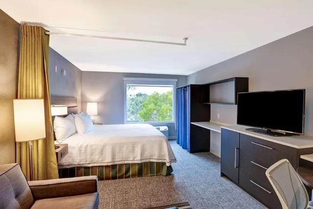 Room, King Bed, Sofa, Accessible, Home2 Suites By Hilton Miramar Ft Lauderdale 1/8