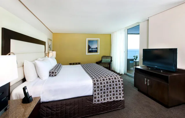 جناح تنفيذي بسرير كينج، Crowne Plaza Santo Domingo (ex Intercontinental V Centenario Hotel) 1/3
