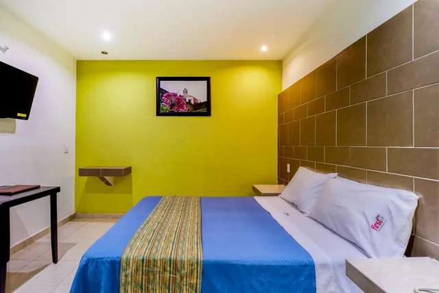 غرفة قياسية بسرير مزدوج، First Inn Hotel and Business 1/5