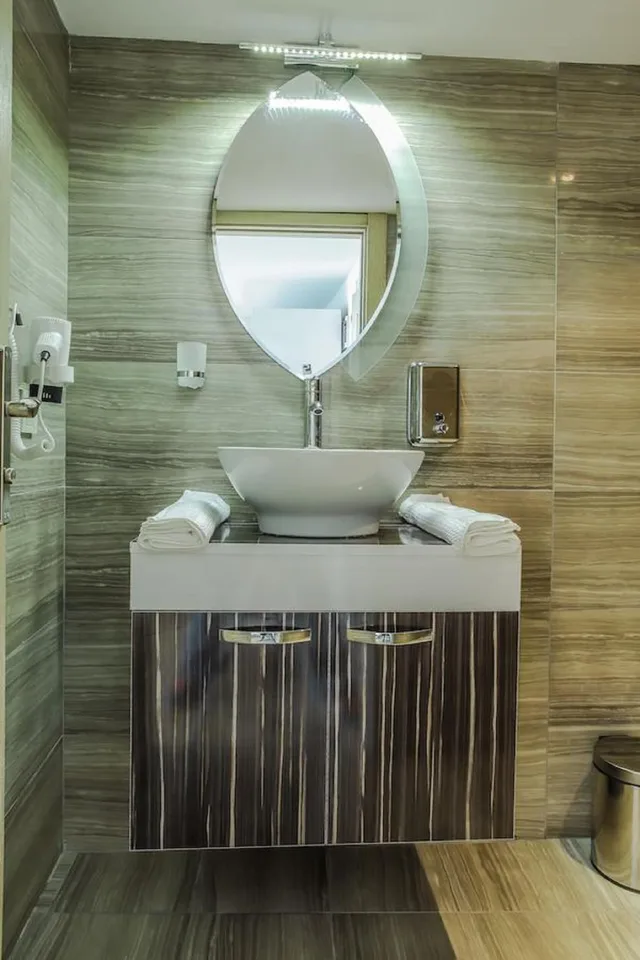 غرفة عائلية بسرير مزدوج وسريرين منفصلين، Luce Suites Taksim 5/5