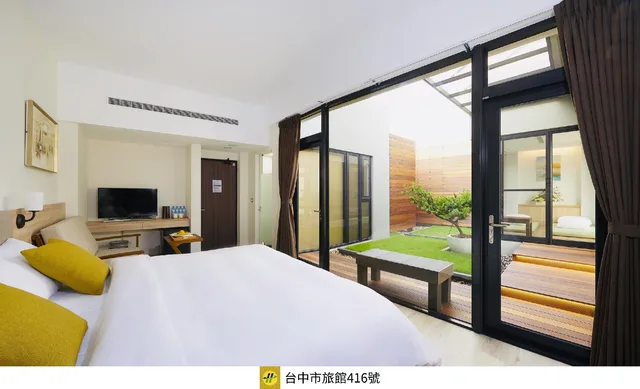 2 Bedrooms, Grand, Single Bed, Courtyard View, Garden Area، Z Hotel 2/3