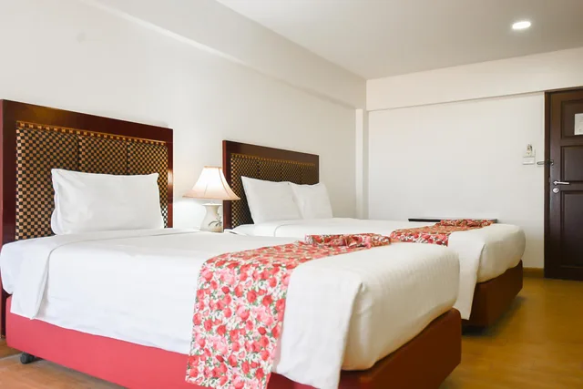 غرفة سوبيريور بسرير مزدوج وسرير فردي، Pattaya Hiso Hotel 2/2