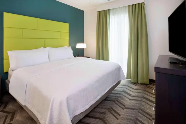 جناح بسرير كينج مع أريكة لذوي الإعاقة، Homewood Suites by Hilton Edina Minneapolis 2/7