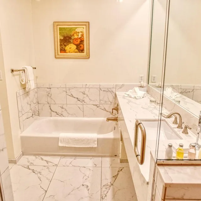 غرفة بسرير كينج، Trianon Bonita Bay Hotel 3/3