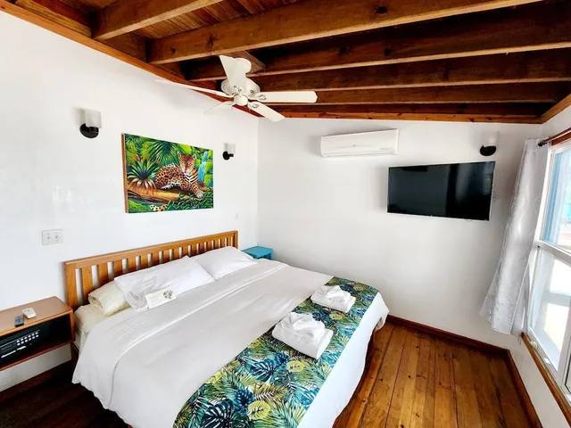 Standard, King Bed, Beach Front, Terrace، Maya Beach Hotel 1/1