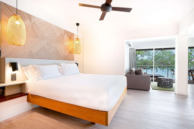 بنغل بسرير كينج، DoubleTree by Hilton Noumea Ilot Maitre Resort 3/9