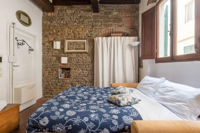 Studio, Sofa, Mini Studio in the Heart of Florence 2/8
