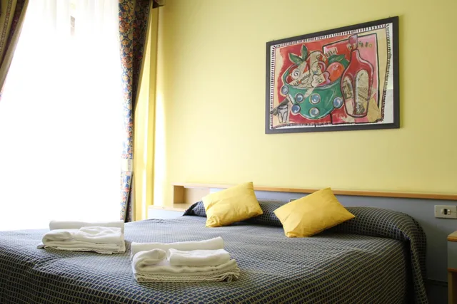 Room, Double Bed, Hotel Lugano 1/10