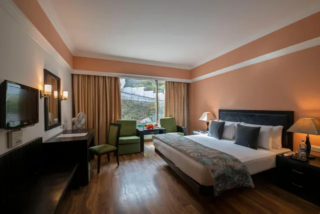 غرفة بريميير بسرير مزدوج، Mastiff Grand Manali Resort 1/2