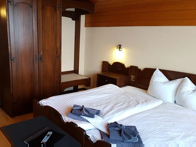 غرفة عائلية بأربعة أسرّة، Hotel Europa 3/6