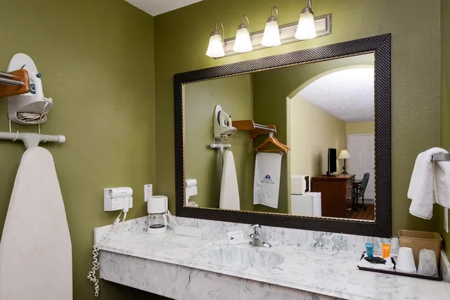 غرفة بسريرين كوين للمدخنين، Americas Best Value Inn & Suites Waller Prairie View 5/5