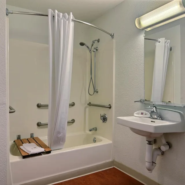 غرفة بسرير كوين لغير المدخنين، Motel6 Seattle, WA - South 9/10