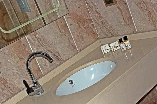 غرفة ديلوكس بسرير مزدوج بإطلالة جزئية على البحر، Feza Otel 7/8