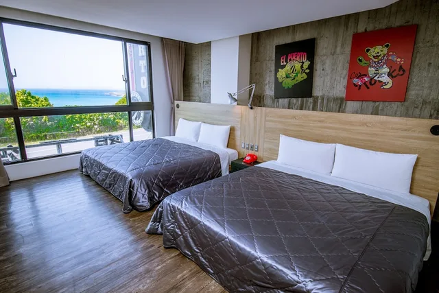 غرفة رباعية بسريرين كينج، El Puerto Hotel 8/10