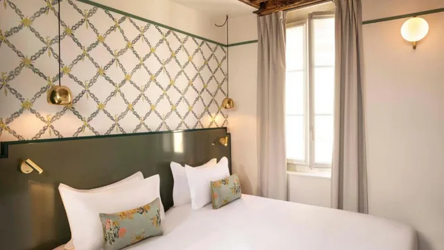Solo, Mini، HOTEL DES DEUX-ILES 1/3