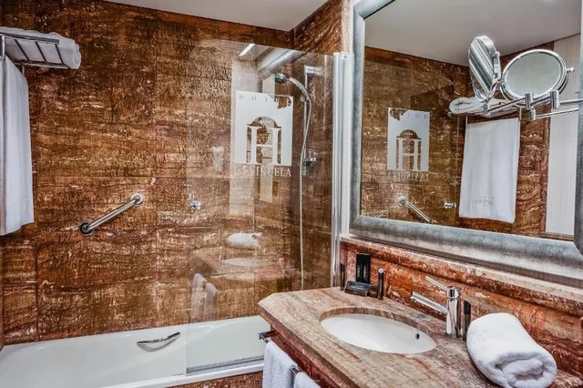 غرفة كومفورت بسريرين منفصلين، B bou Hotel La Vinuela & Spa 3/4