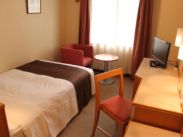 غرفة بسرير نصف مزدوج للمدخنين، Hotel Livemax BUDGET Yokohama Kannai 1/12