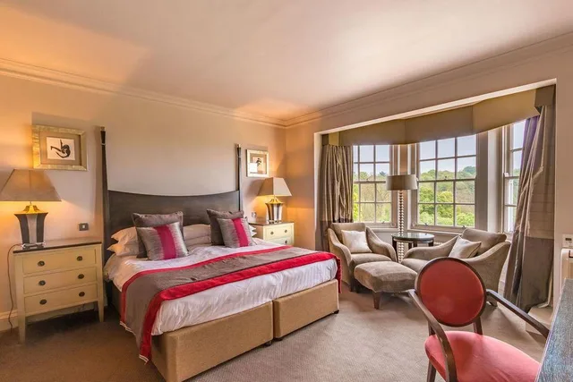 غرفة تنفيذية، Wood Hall Hotel & Spa 1/2