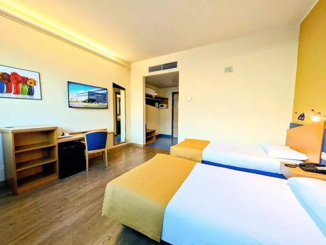 Economy, Single, Hotel Express Aosta East 1/4