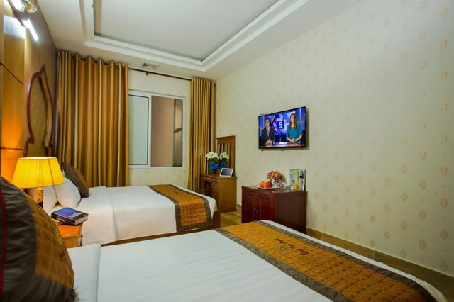 Family, 1 Queen and 1 Single Bed, Vong Xua Hotel 2/6