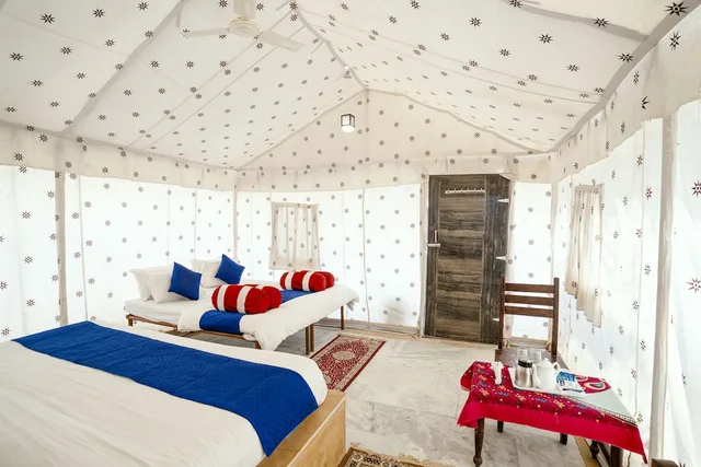 خيمة فاخرة بسرير كوين وسرير فردي، Dynasty Desert Camp 4/10