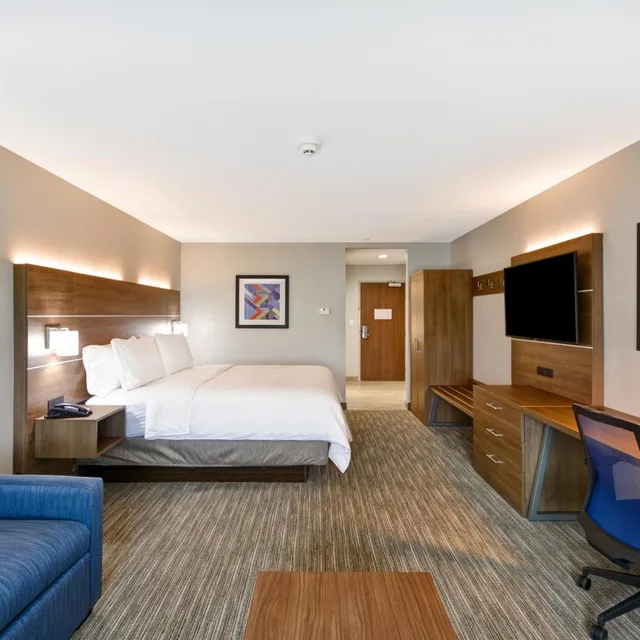 1 Bedroom, Suite, Accessible, Holiday Inn Express & Suites Houston NASA - Boardwalk Area 1/8