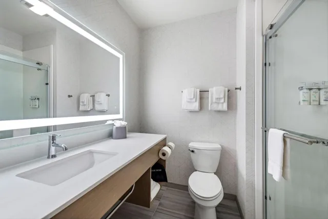 غرفة قياسية بسرير كوين، Holiday Inn Express La Mesa Near SDSU 3/3