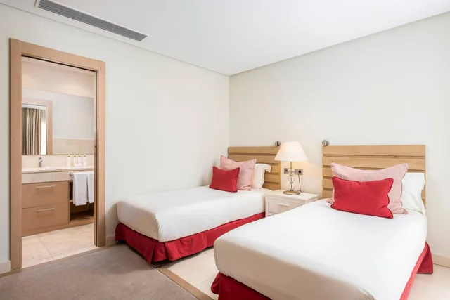 Suite 3 bedrooms jacuzzi sea view 3J 3+1، Las Terrazas de Abama Suites 1/10