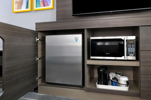 غرفة بسريرين كوين بحوض استحمام لذوي الإعاقة، Hampton Inn and Suites Houston East Beltway 8 1/1