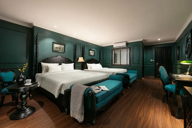 غرفة عائلية رباعية بسريرين كوين بشرفة، HANOI GOLDEN PALACE HOTEL 2/5