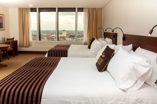 غرفة بريميير بسريرين مزدوجين، Torre de Cali Plaza Hotel 2/10