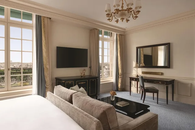 Room, Twin Beds, Eiffel View، Shangri-La Paris 5/6