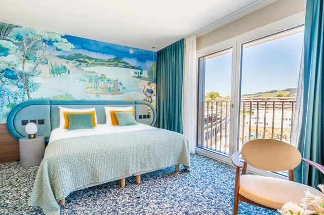 جناح جونيور بسرير كينج، Hotel D Bulle 4/10