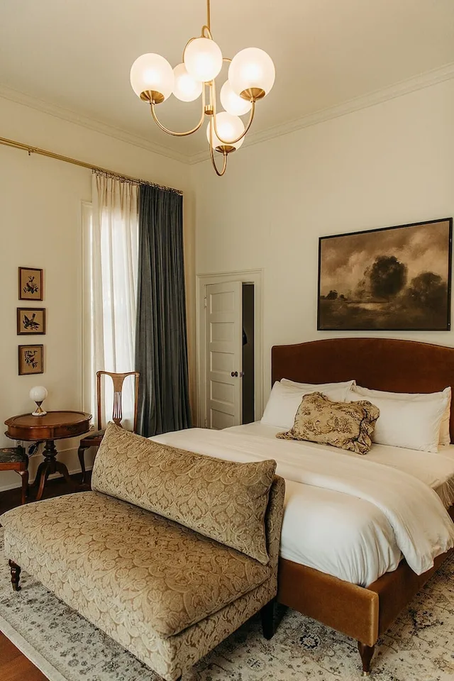 جناح سوبيريور بسريرين كينج، The Crystal River Inn 2/6