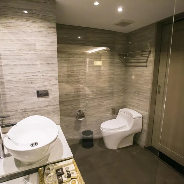 غرفة بريميير ثلاثية، Arte Hotel 8/9