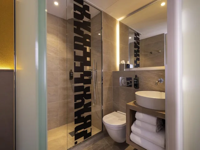 غرفة قياسية بسريرين منفصلين، ibis Styles Bourg La Reine 5/6