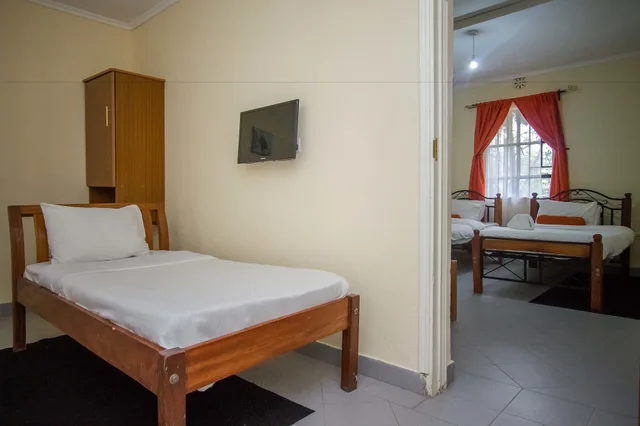 غرفة تنفيذية ثلاثية بثلاثة أسرّة، Dove Nest Lodge 1/4