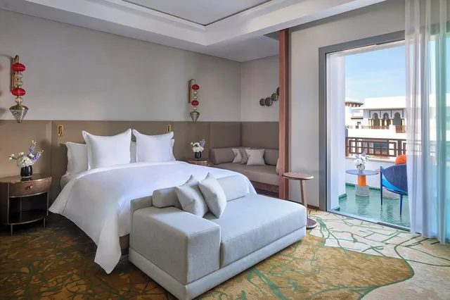 غرفة ديلوكس بسرير كينج، Four Seasons Hotel Rabat at Kasr Al Bahr 1/4