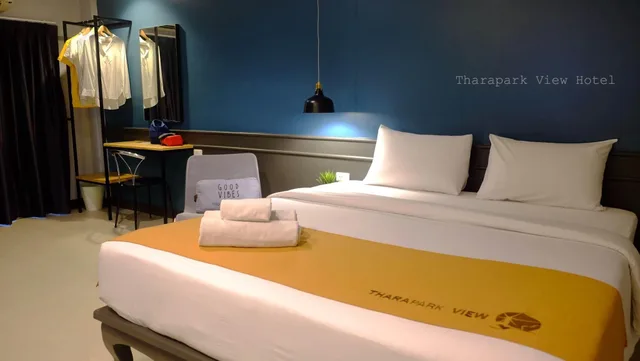 غرفة بسرير كينج، Tharapark View Hotel 1/2