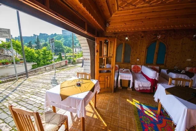Bed and Breakfast Kotoni، جيروكاسترا 18/35