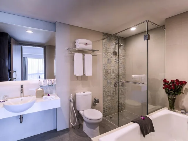 جناح ديلوكس بسرير كينج، Grand Mercure Yogyakarta Adi Sucipto 2/2