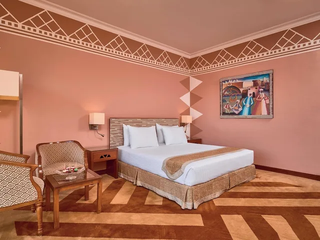 Classic, King Bed, Garden View, Movenpick Aswan 1/7