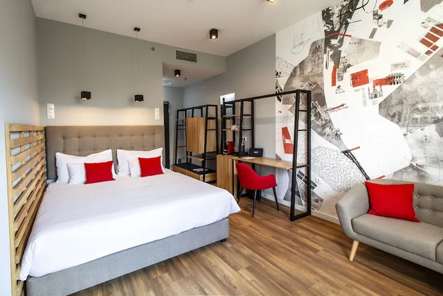 Superior, 1 King and 1 Single Beds, Up Hotel Budapest 1/5
