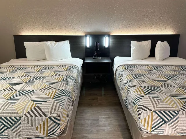 غرفة بسريرين كوين للمدخنين، Motel6 Pooler, GA - Savannah Airport 4/9