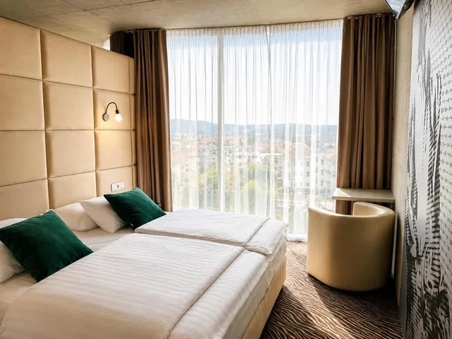 غرفة بسرير مزدوج بحمام خاص، SONO HOTEL 8/10