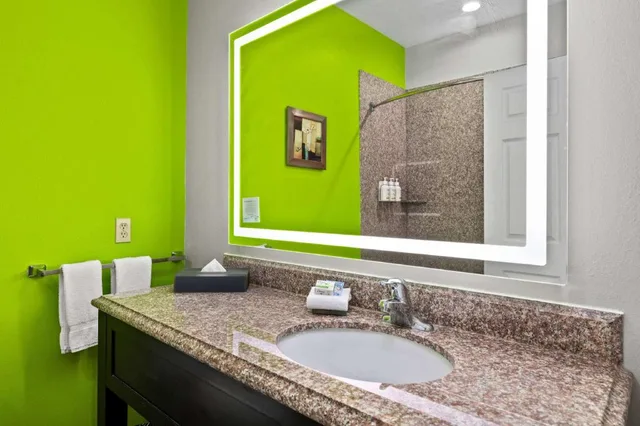 جناح عائلي بسريرين كوين، La Quinta Inn Suites Raymondville 7/8