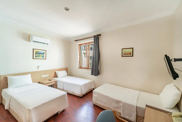 Room, Triple, Sehir Hotel 1/3