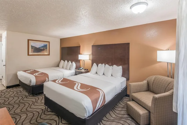 غرفة بسريرين كوين لذوي الإعاقة، Quality Inn and Suites Downtown Walla Walla, WA 1/4