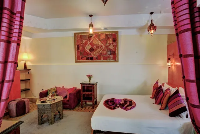 Romantic, Harbor, Double Bed, Riad Dar El Souk 1/1
