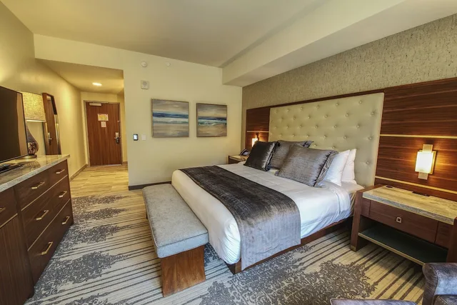Deluxe, King Bed, Balcony, Legacy Resort Hotel And Spa 1/5